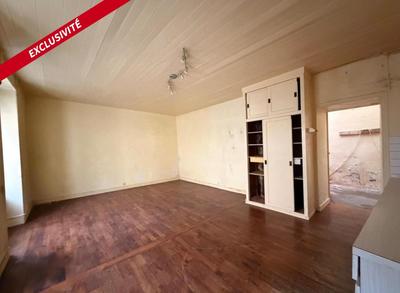 Maison - 182 m² - 8 pièces