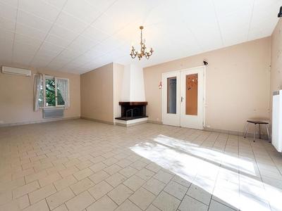 Maison - 91 m² - 5 pièces