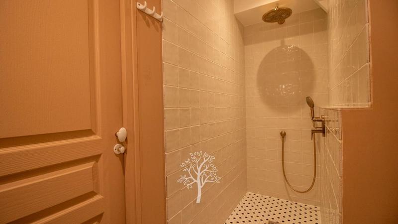 Chaumière - 90 m² - 3 pièces