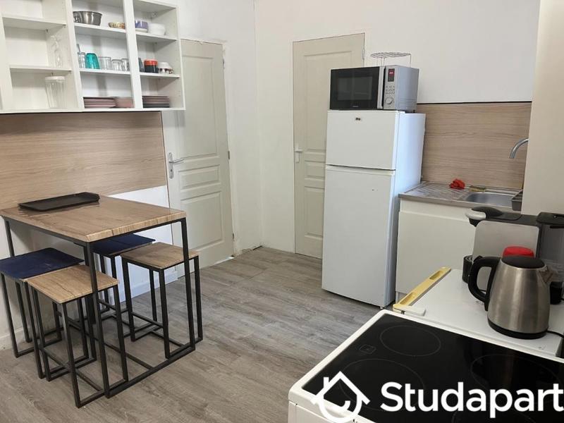 Chambre - 12 m² - 1 pièce