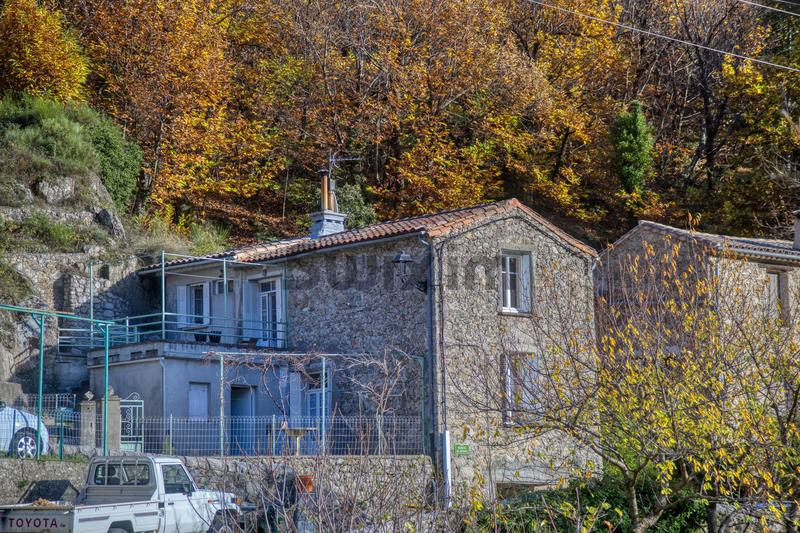 Maison - 70 m² - 4 pièces