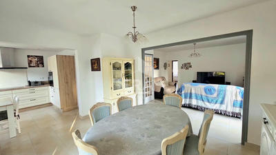 Maison - 133 m² - 6 pièces