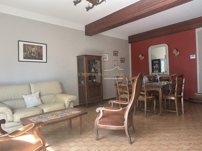 Appartement - 97 m² - 4 pièces