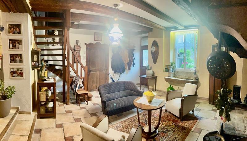 Maison ancienne - 320 m² - 10 pièces