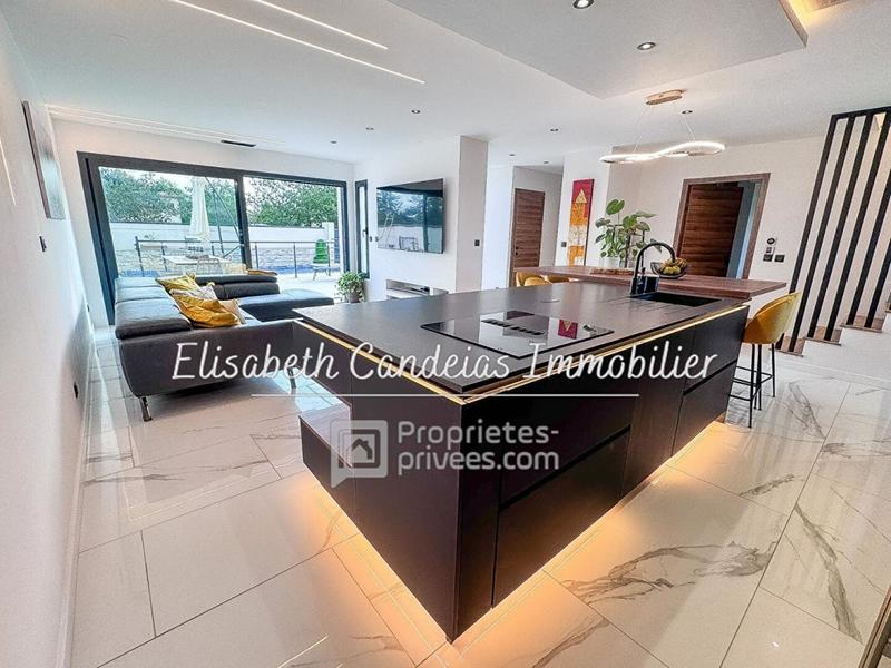 Maison - 150 m² - 6 pièces