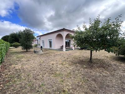 Maison - 137 m² - 5 pièces