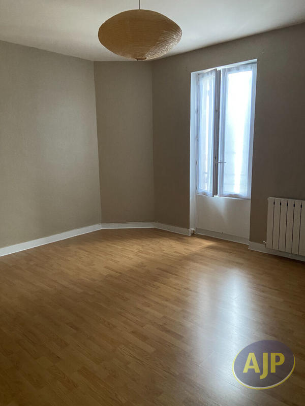 Maison - 106 m² - 3 pièces