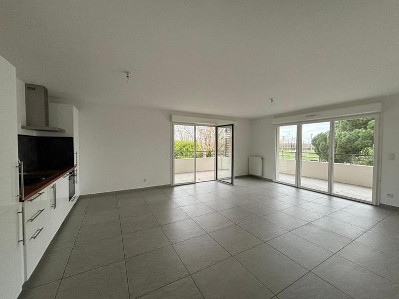 Appartement - 96 m² - 4 pièces