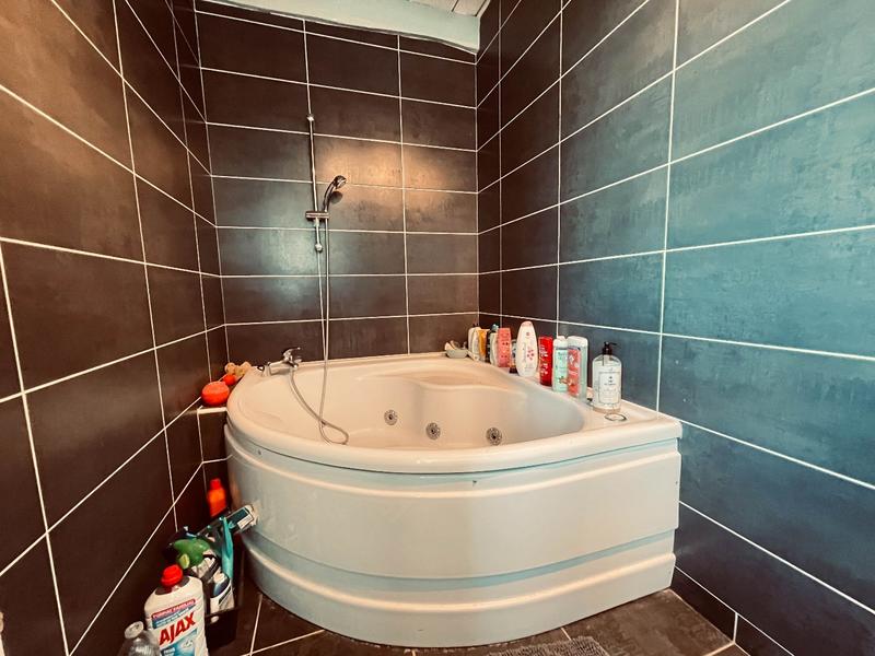 Maison - 197 m² - 6 pièces