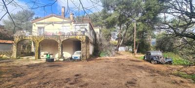 Maison - 282 m² - 9 pièces