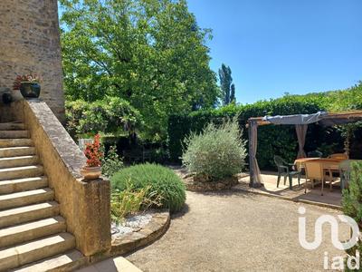 Maison - 410 m² - 12 pièces