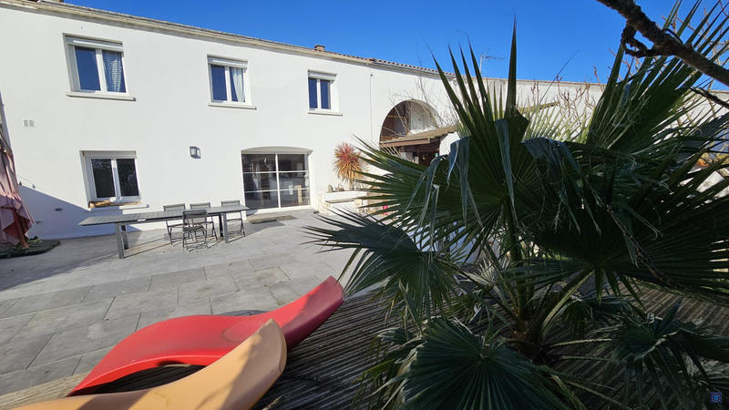 Maison - 170 m² - 7 pièces