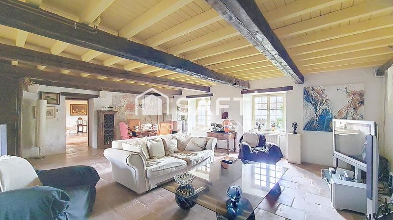 Maison - 334 m² - 10 pièces