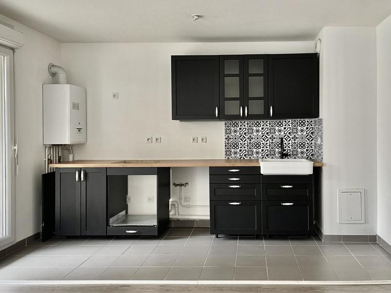 Appartement ancien - 61 m² - 3 pièces