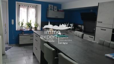 Maison de village - 167 m² - 7 pièces