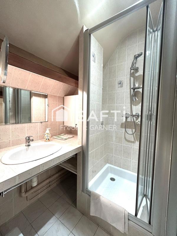 Maison - 168 m² - 6 pièces