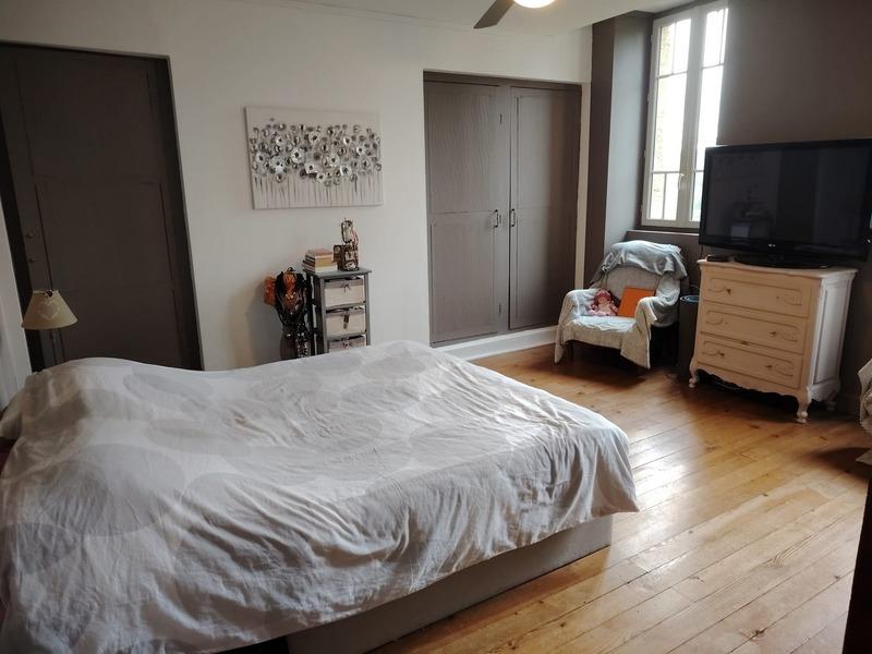 Maison - 182 m² - 7 pièces