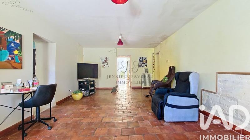 Maison - 198 m² - 7 pièces