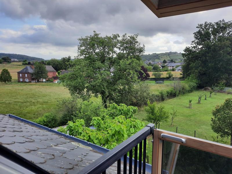 Maison - 320 m² - 12 pièces