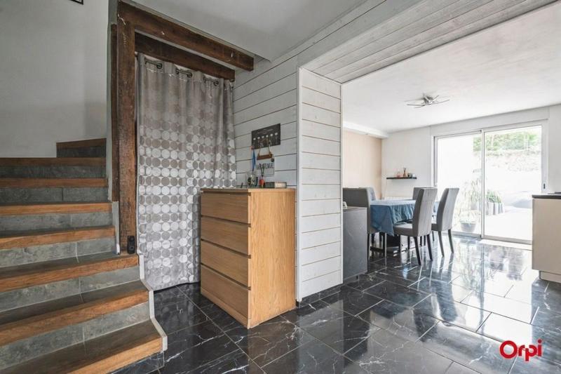 Maison - 111 m² - 4 pièces