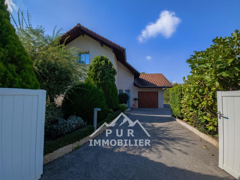 Maison - 165 m² - 6 pièces