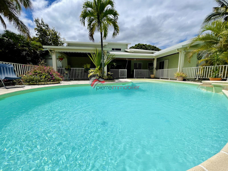 Maison - 167 m² - 6 pièces