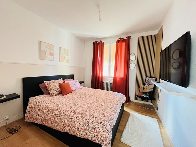 Appartement - 92 m² - 4 pièces