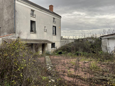 Maison - 90 m² - 3 pièces