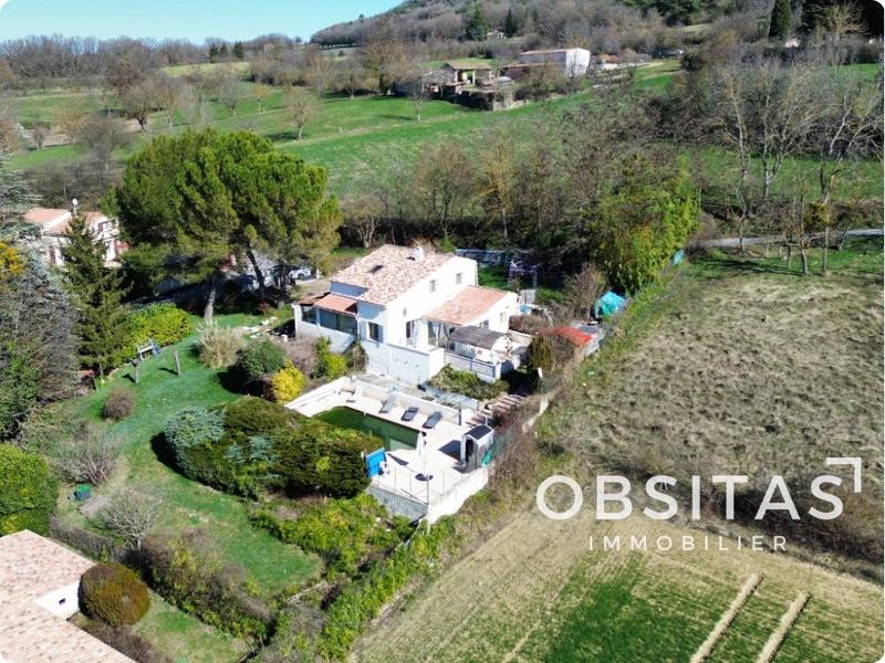 Maison - 140 m² - 7 pièces