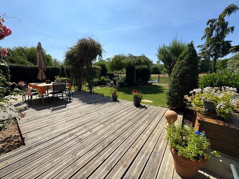 Maison - 147 m² - 8 pièces