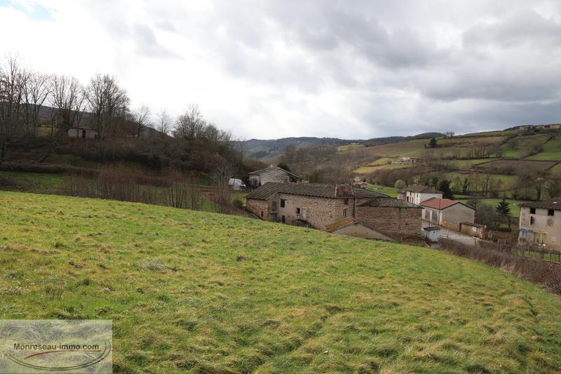 Terrain constructible - 1 700 m²
