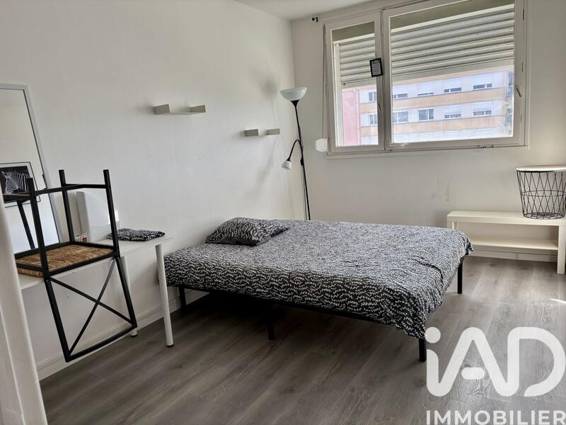 Appartement - 76 m² - 5 pièces