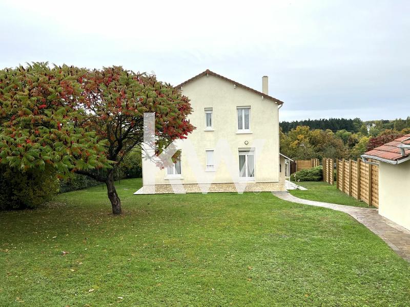 Maison - 88 m² - 5 pièces