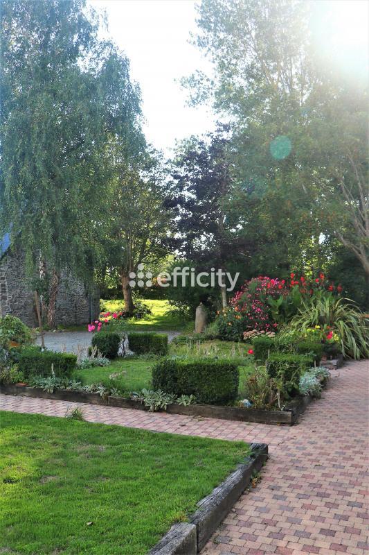 Maison - 450 m² - 21 pièces