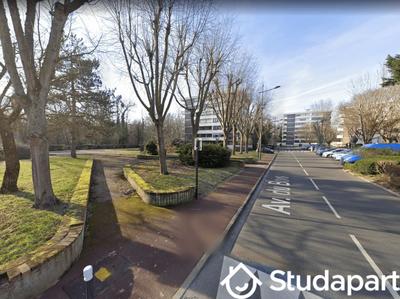 Chambre - 12 m² - 1 pièce