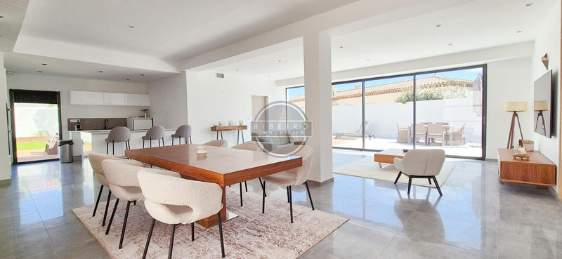 Villa - 185 m² - 4 pièces