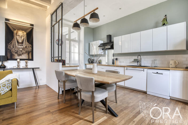 Maison ancienne - 303 m² - 10 pièces