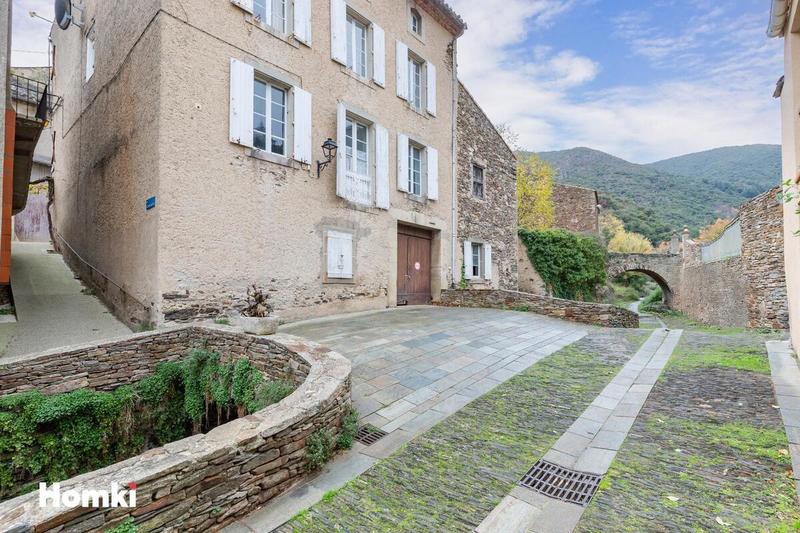 Maison de village - 203 m² - 7 pièces