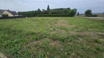 Terrain constructible - 1 700 m²