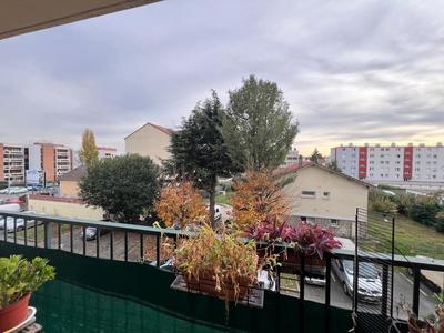 Appartement - 71 m² - 4 pièces