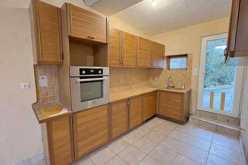 Maison - 64 m² - 4 pièces