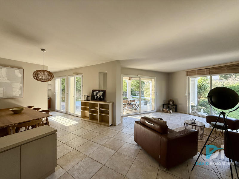 Maison - 155 m² - 5 pièces