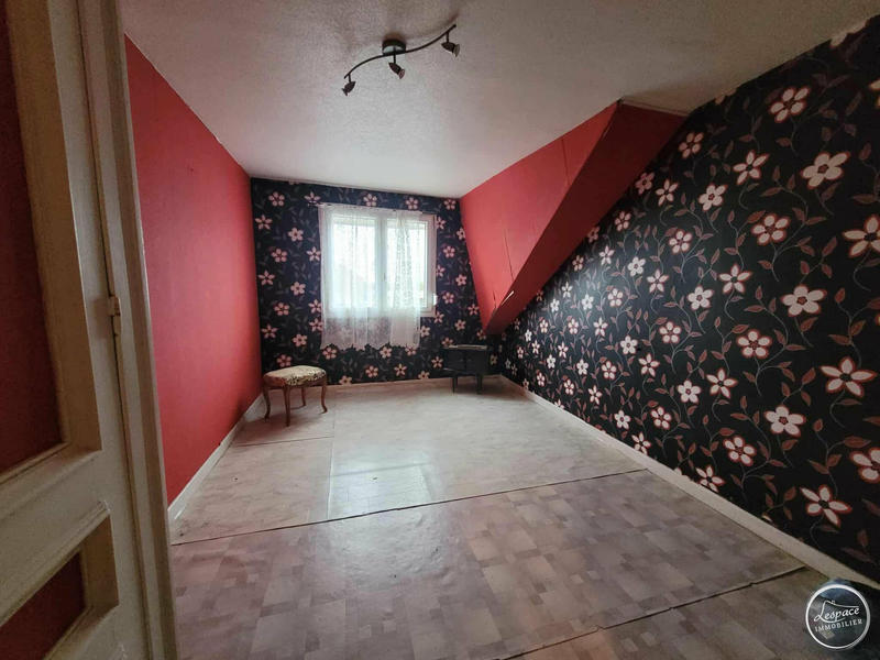 Maison ancienne - 195 m² - 8 pièces