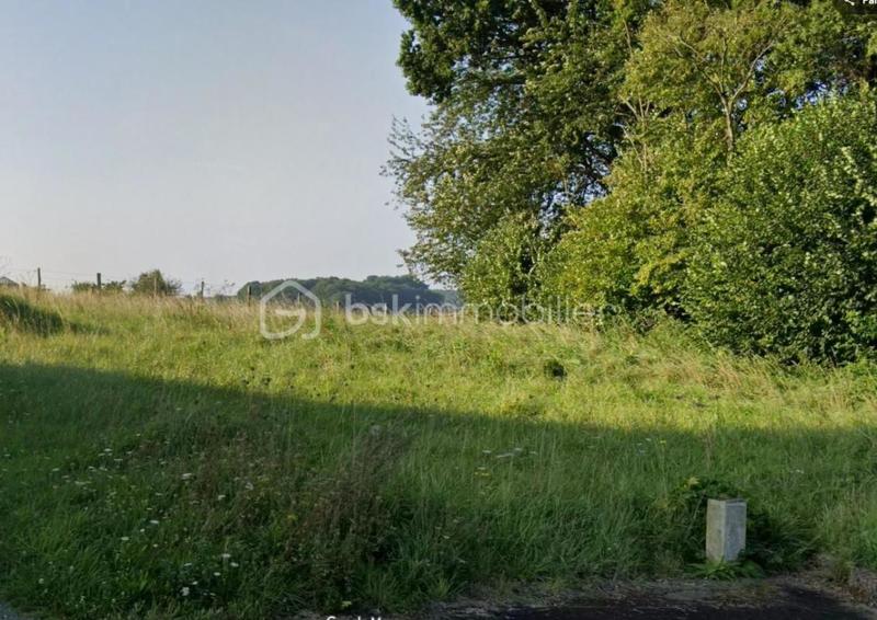 Terrain constructible - 699 m²
