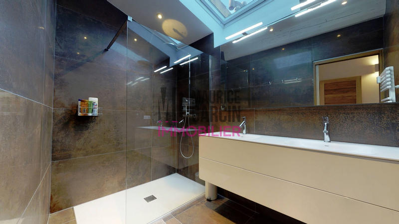 Appartement - 139 m² - 4 pièces