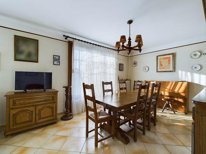 Maison - 90 m² - 6 pièces