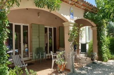 Villa - 1 500 m² - 4 pièces