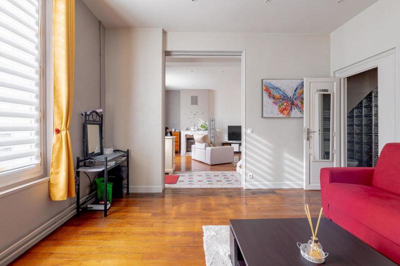 Maison - 190 m² - 7 pièces