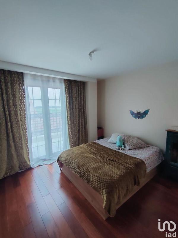 Maison - 215 m² - 8 pièces