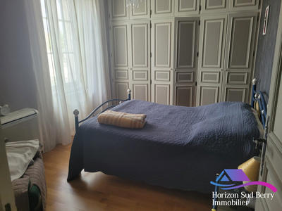 Maison - 346 m² - 10 pièces